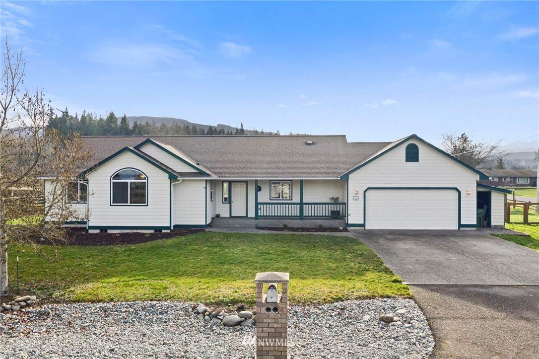 10 Eastgate Place - Photo 1