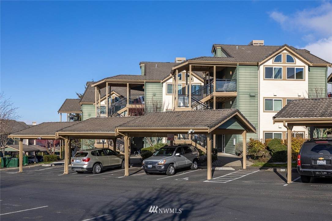 3008 Narrows Drive - Photo 1