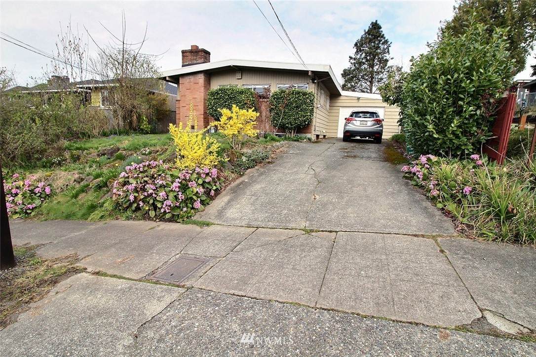 5120 Holly Street - Photo 1