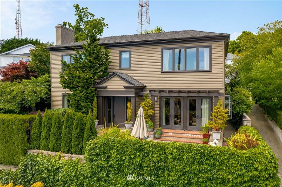 326 Highland Drive - Photo 1