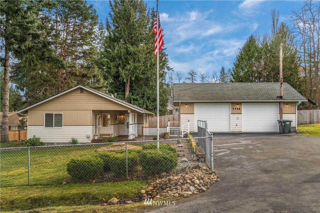 7708 120th Street - Photo 1