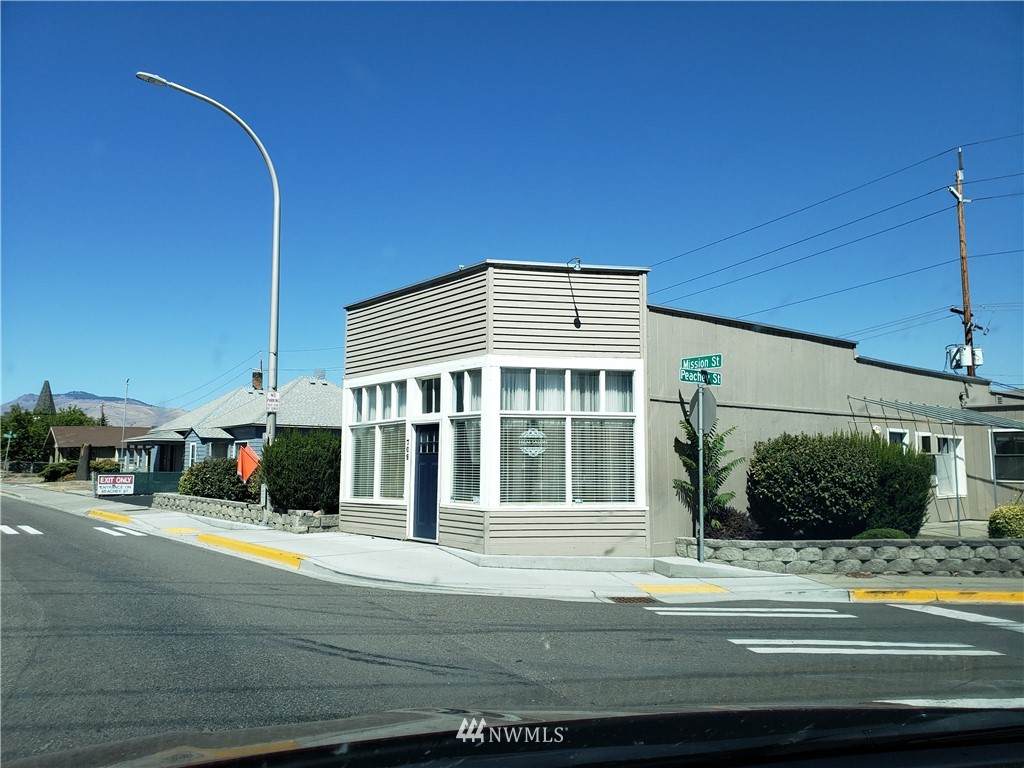 705 Mission Street - Photo 1