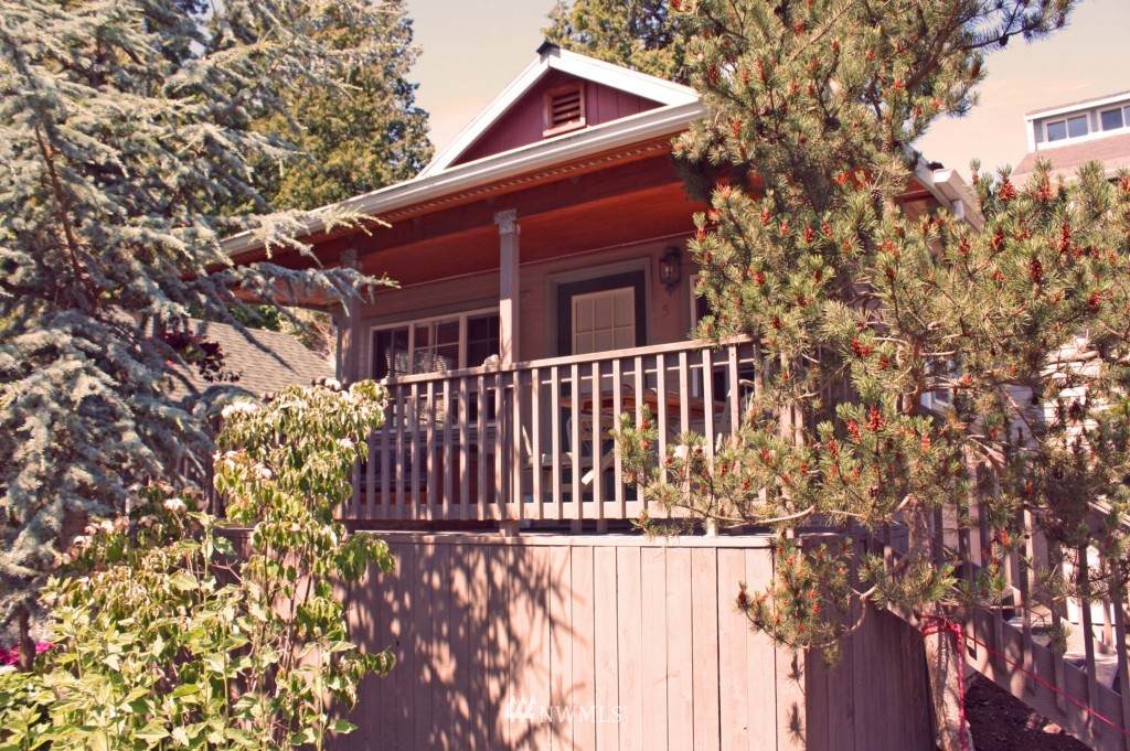 4973 Cottonwood Court - Photo 1