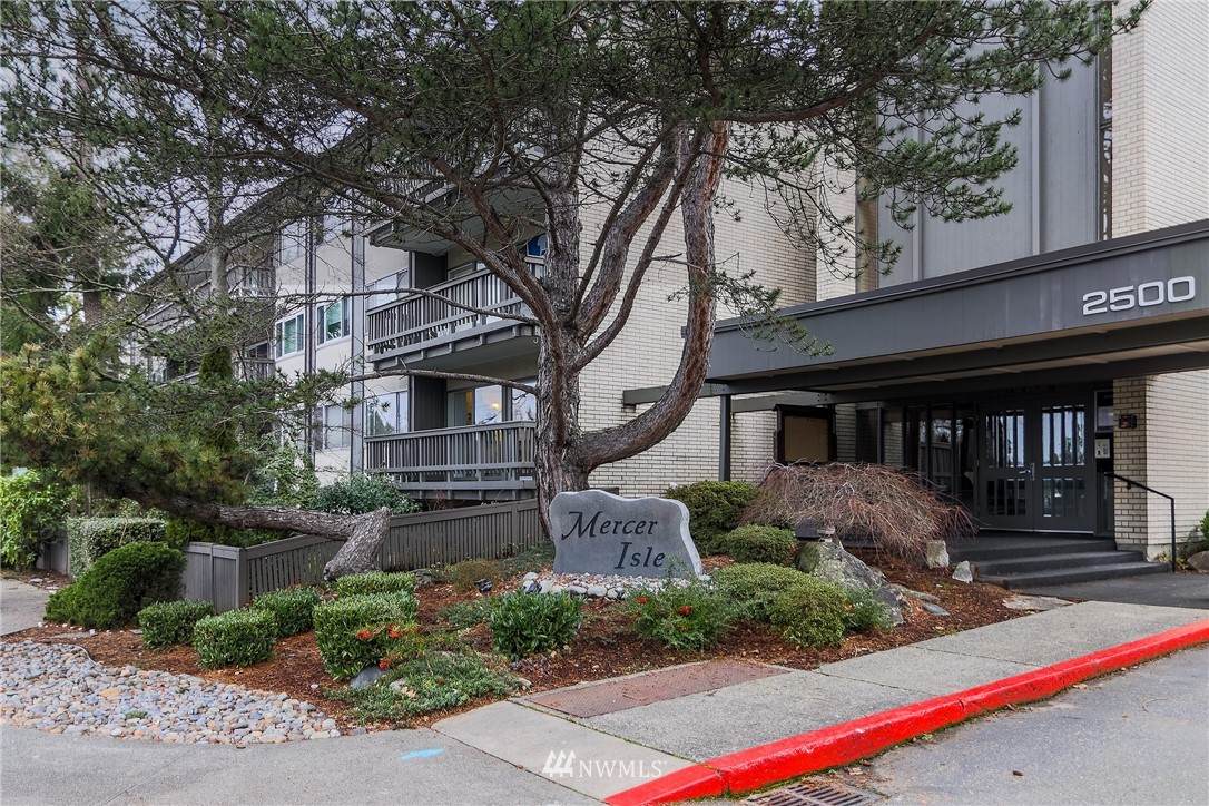 2500 81st Avenue - Photo 1