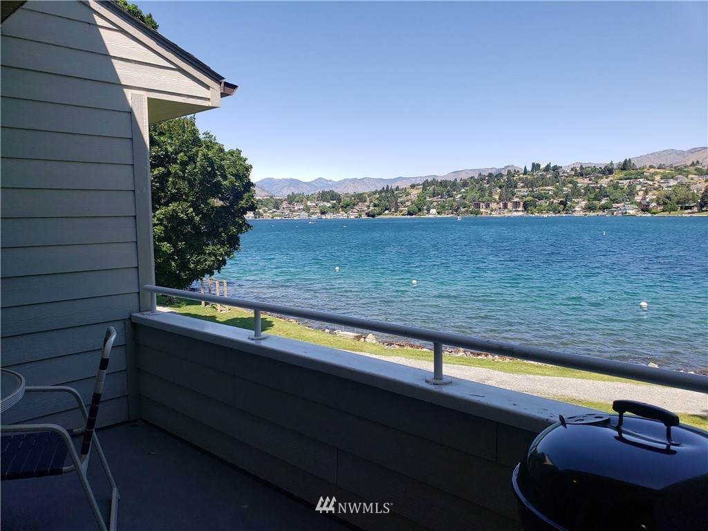1 Beach 585-C - Photo 1
