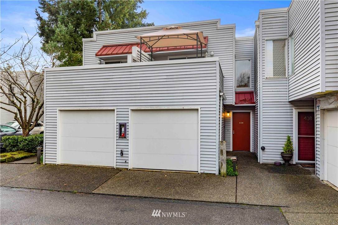440 4th Avenue - Photo 1