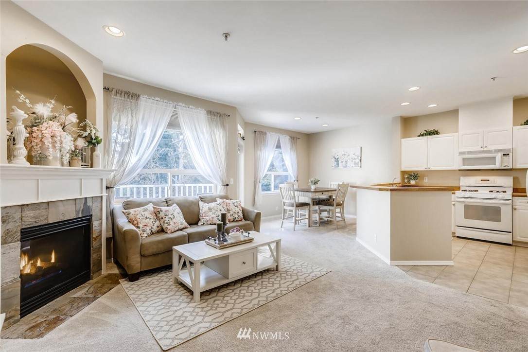 12530 Admiralty Way - Photo 1