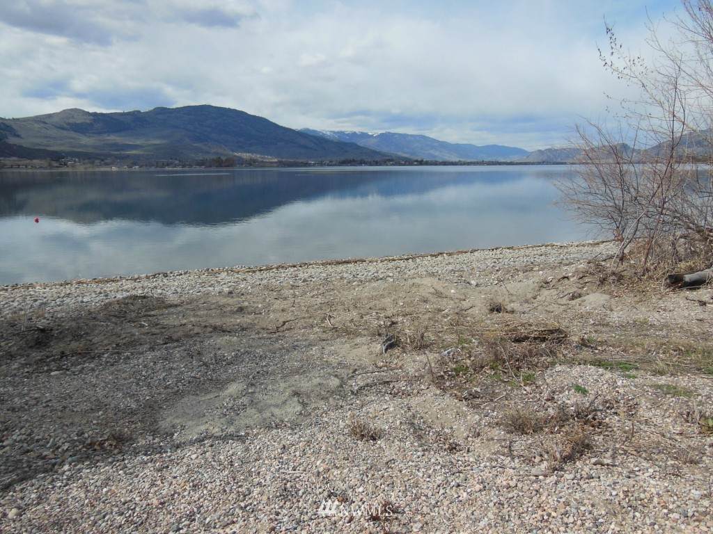 480 Eastlake Road - Photo 1