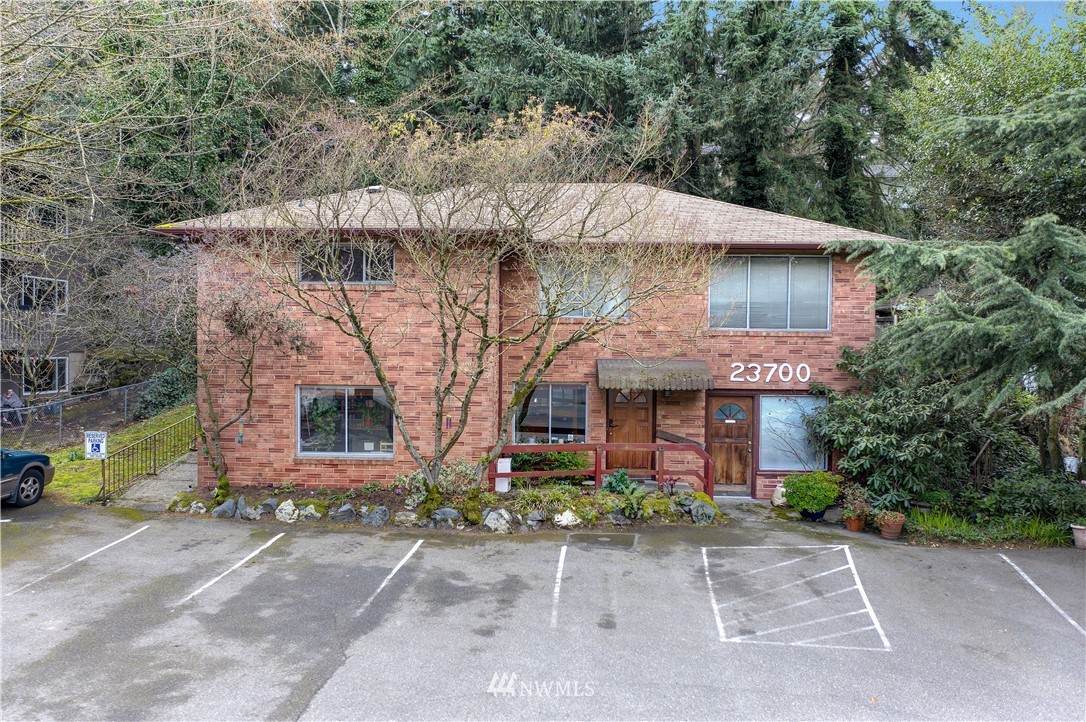 23700 Edmonds Way - Photo 1