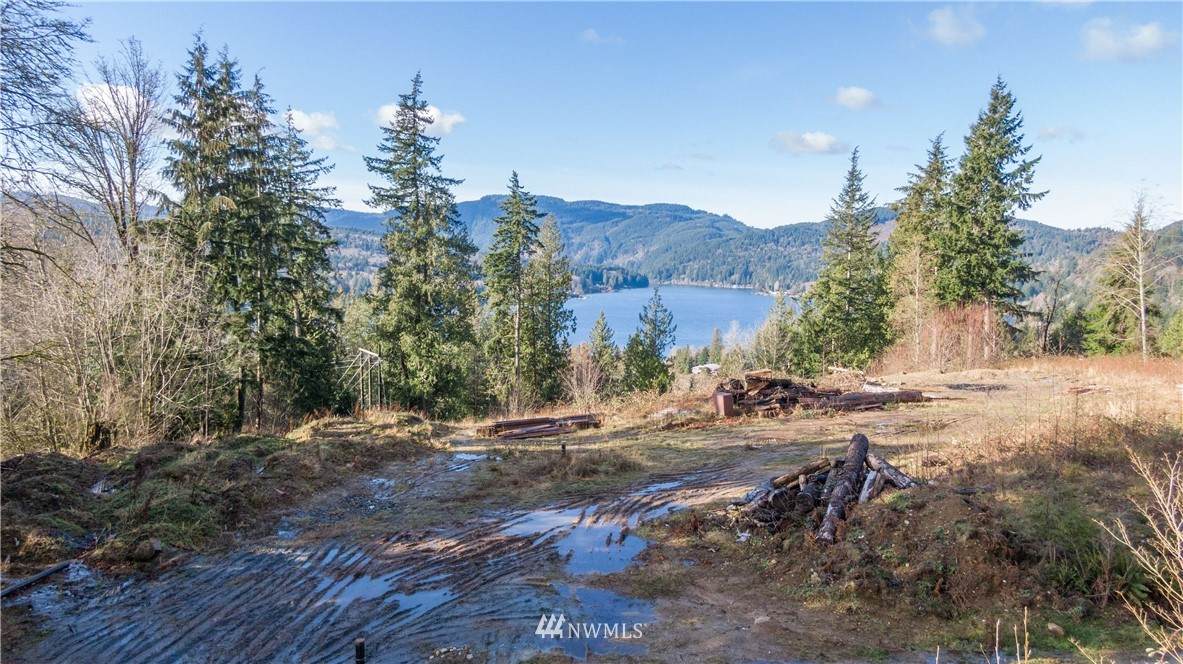 562 Manley Rd Road - Photo 1