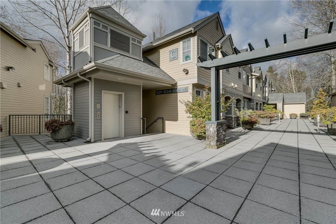 9229 122nd Court - Photo 1
