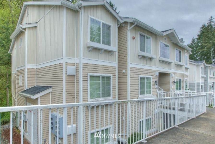 805 Harrington Place - Photo 1