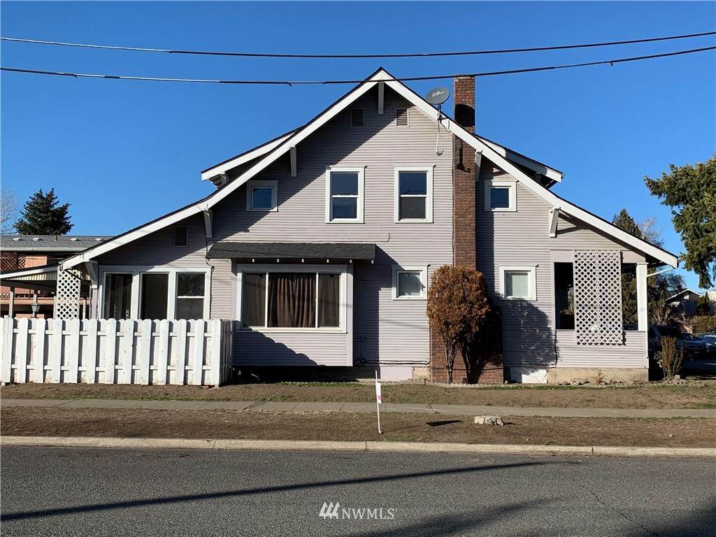 316 8th Avenue - Photo 1