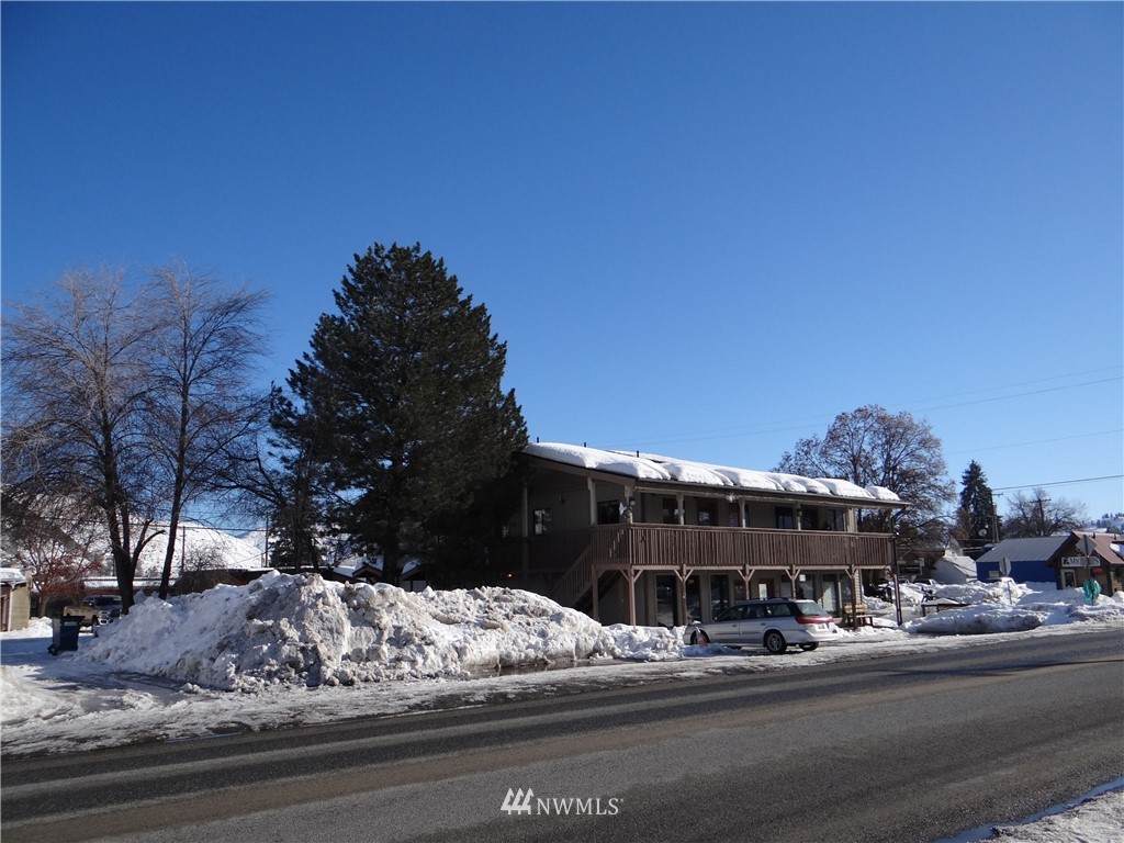 110 Methow Valley Highway - Photo 1