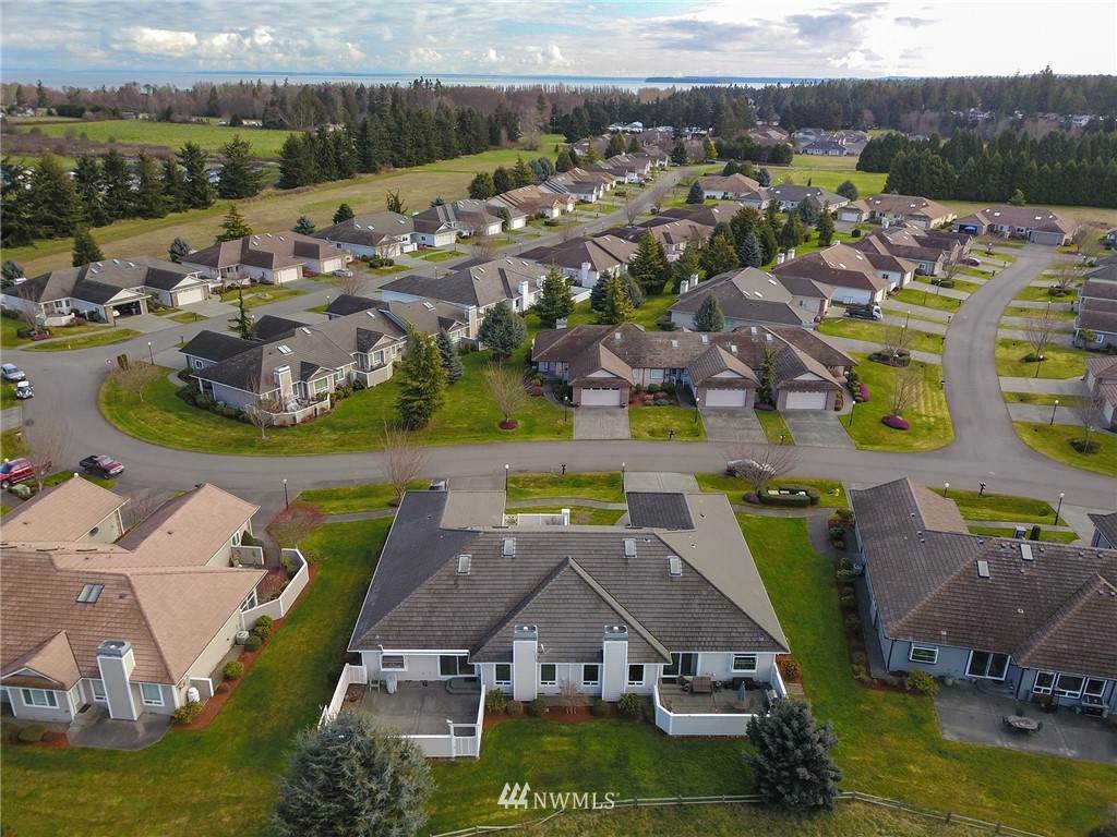 60 Cascadia Loop - Photo 1