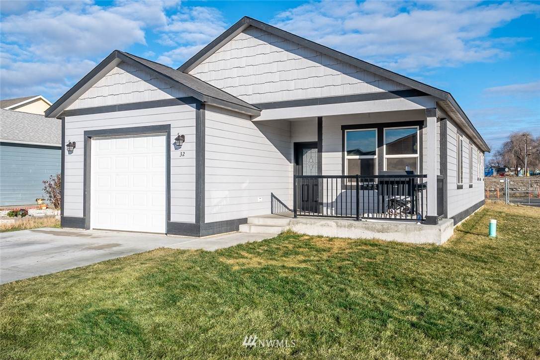 1300 Marina Drive - Photo 1