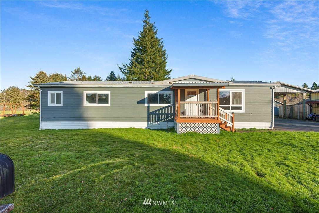 750 Willapa Fourth Street - Photo 1