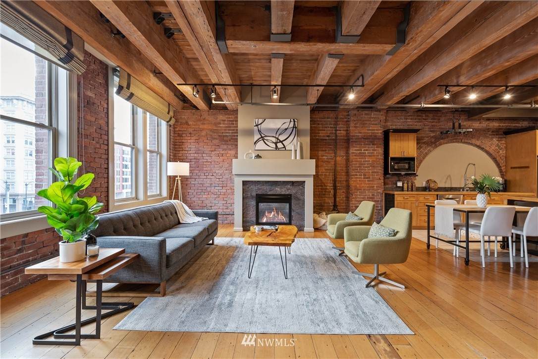210 3rd Avenue - Photo 1
