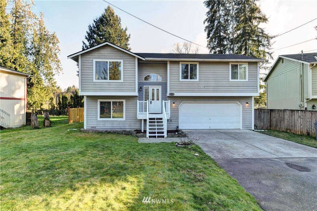 18328 113th Street - Photo 1