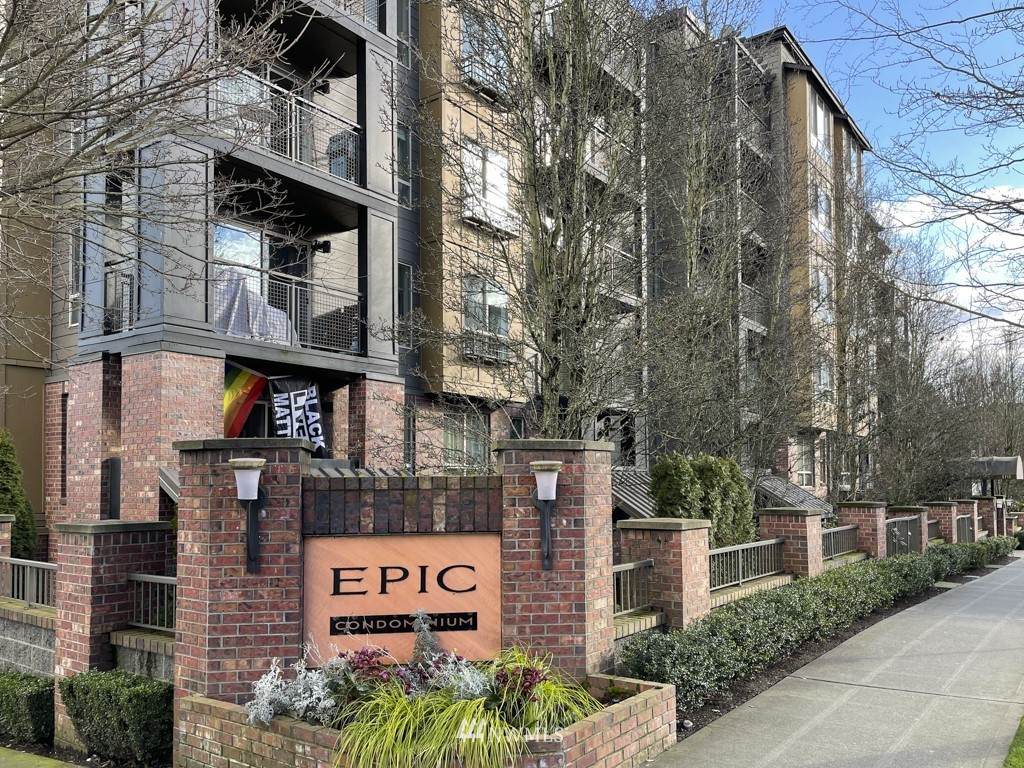412 11th Avenue - Photo 1