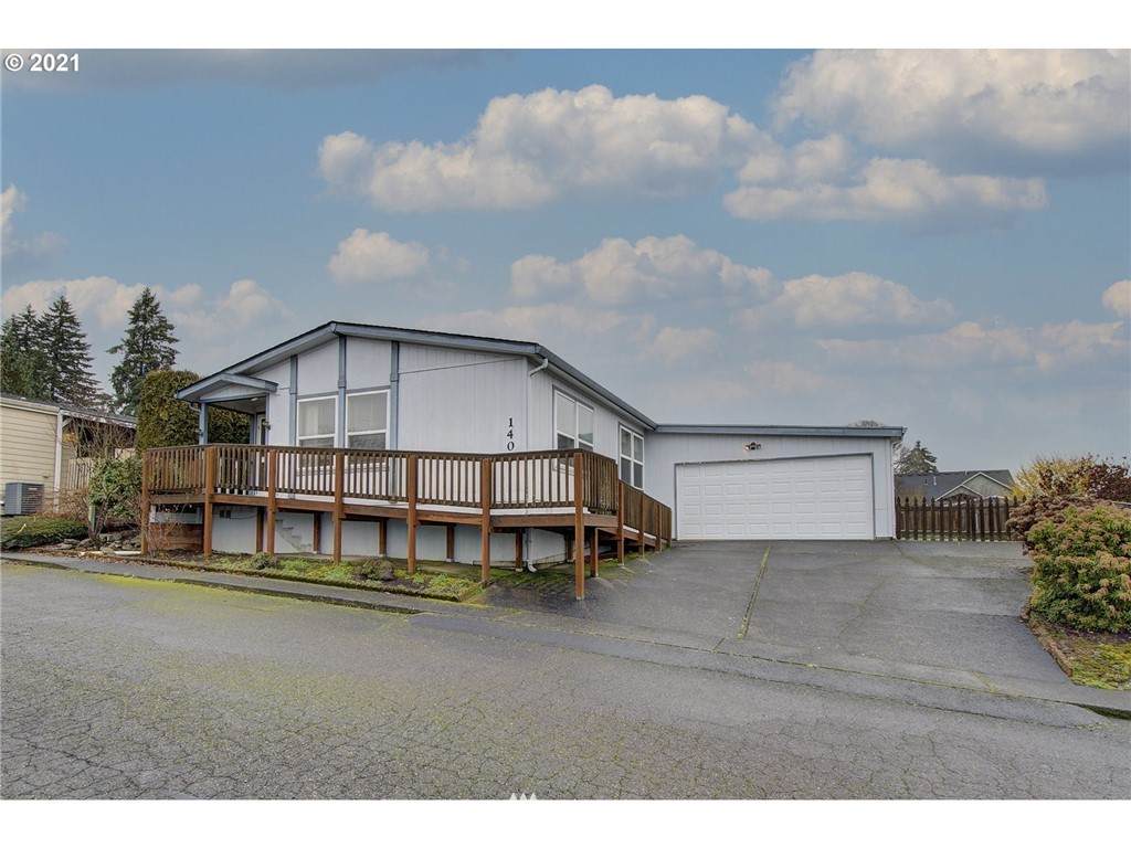 1403 C Avenue - Photo 1