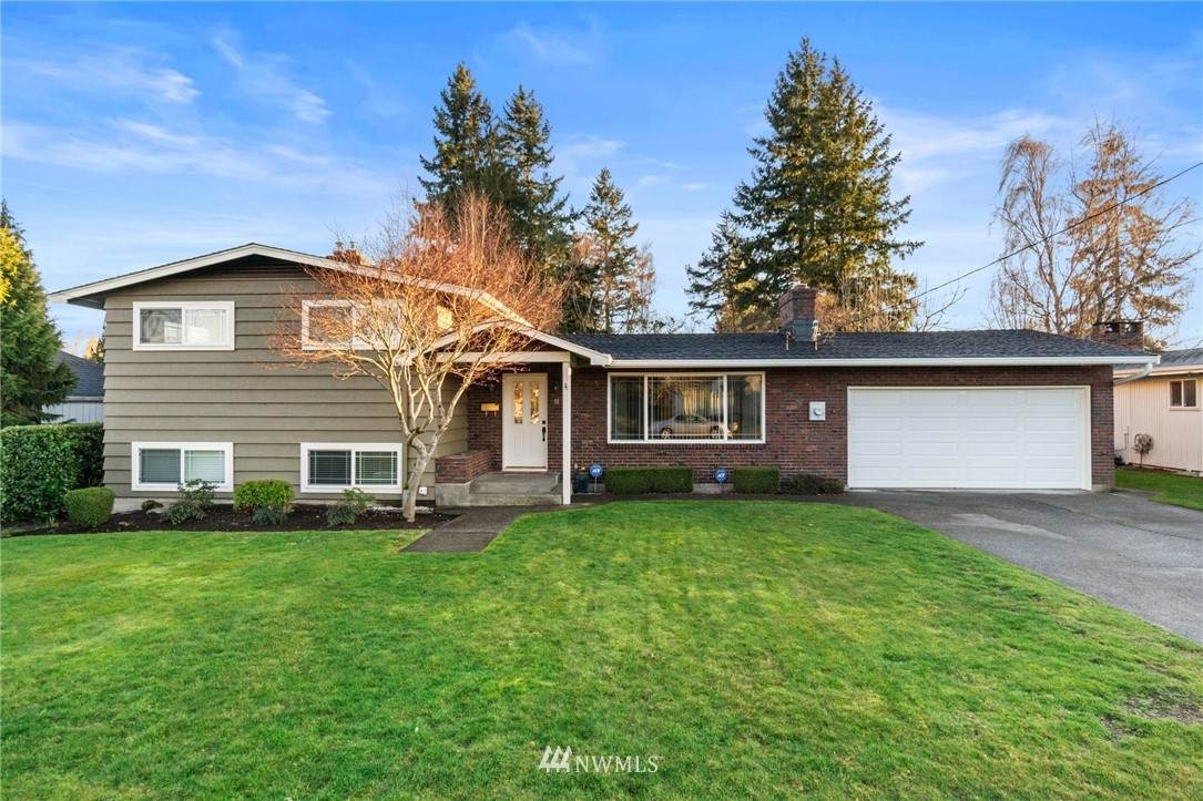 1914 4th Avenue - Photo 1