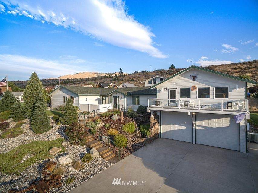 100 Emerson Drive - Photo 1