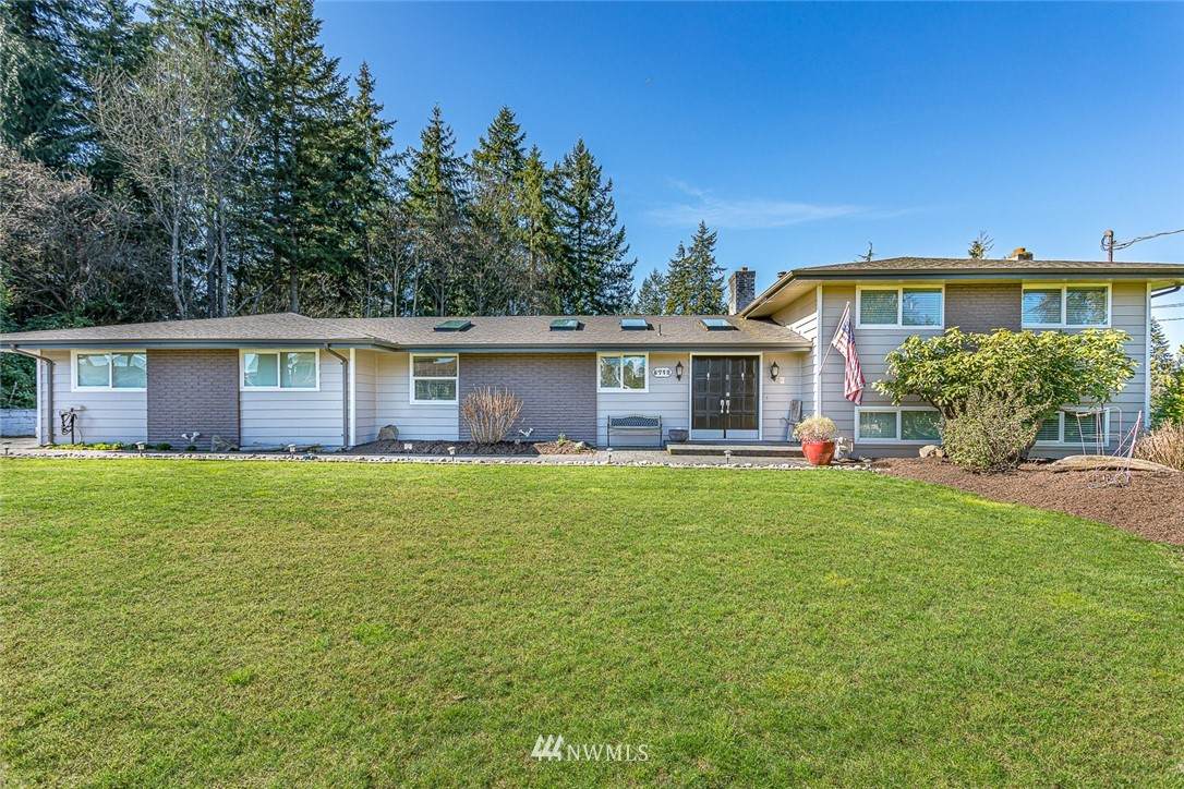8712 Rivercrest Avenue - Photo 1