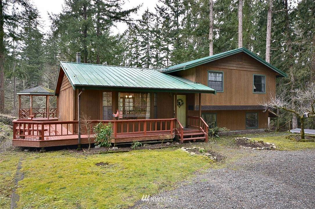 7119 345th Street - Photo 1
