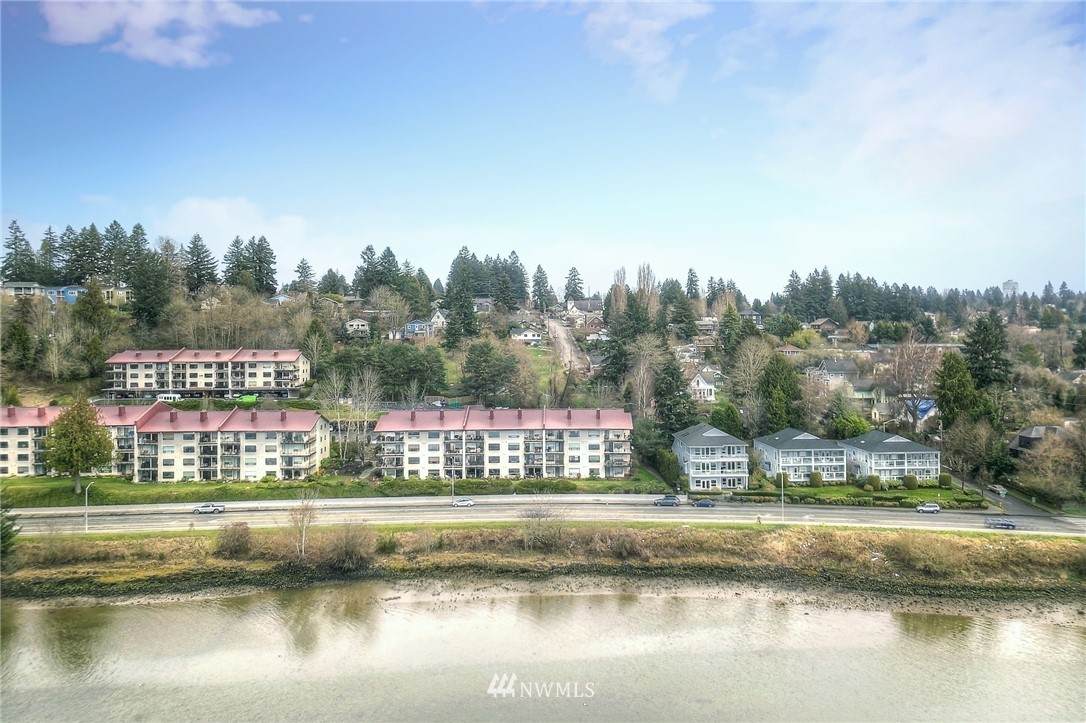 900 East Bay Drive - Photo 1