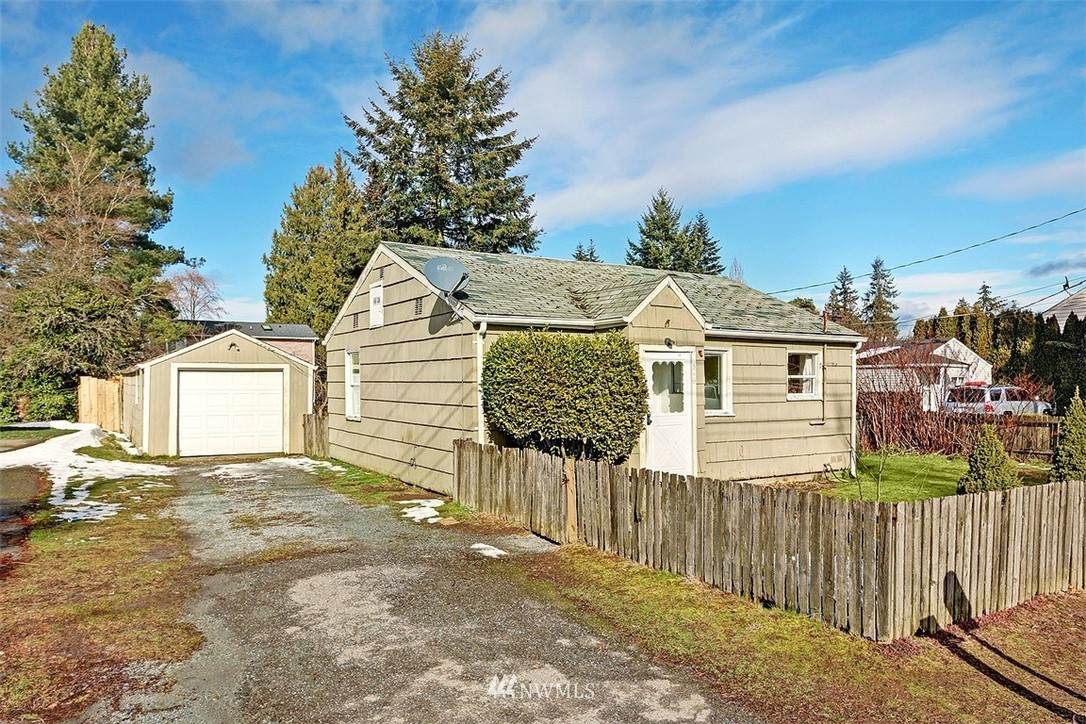 846 136th Street - Photo 1