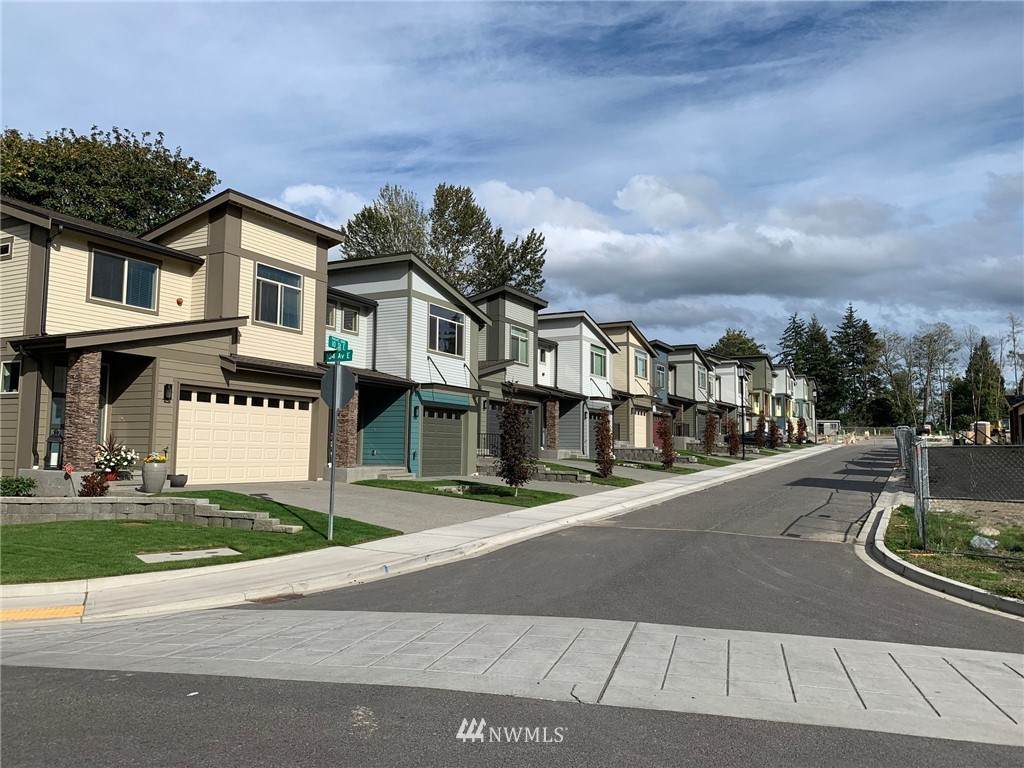 10528 10th Street Ct - Photo 1
