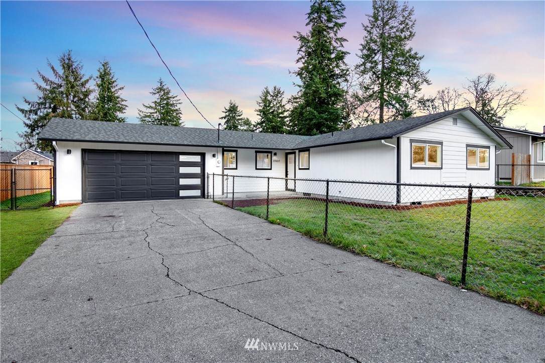 19507 8th Ave - Photo 1