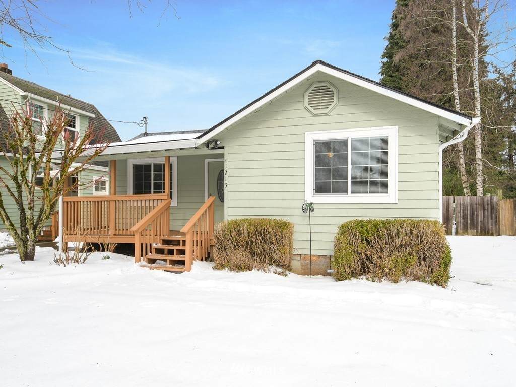 1213 D Street - Photo 1