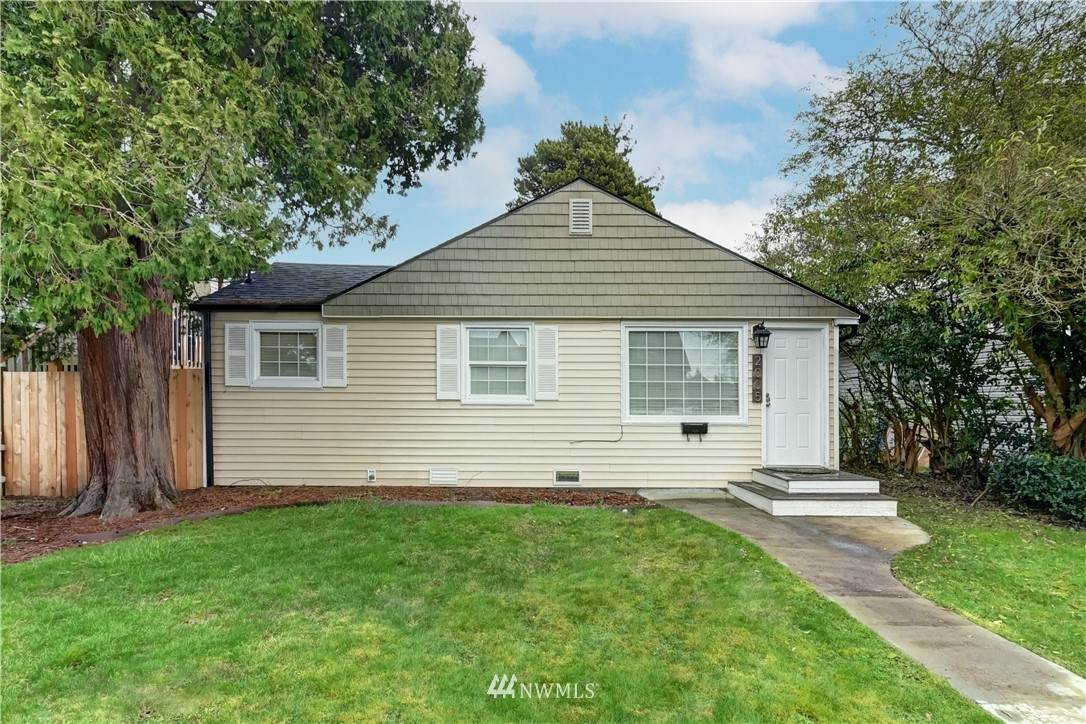 2005 Wetmore Avenue - Photo 1