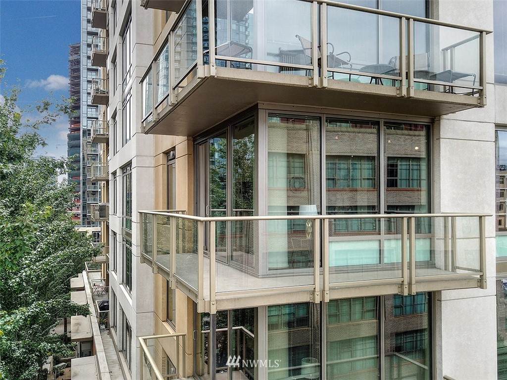 910 Lenora Street - Photo 1