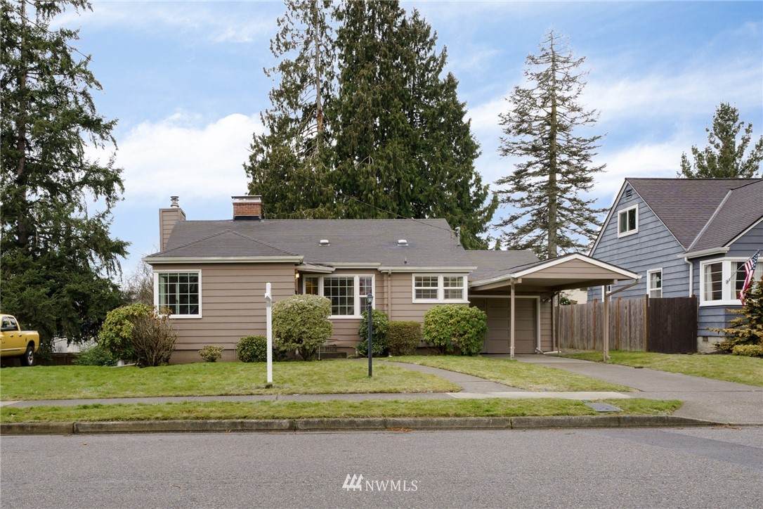 428 Alder Avenue - Photo 1