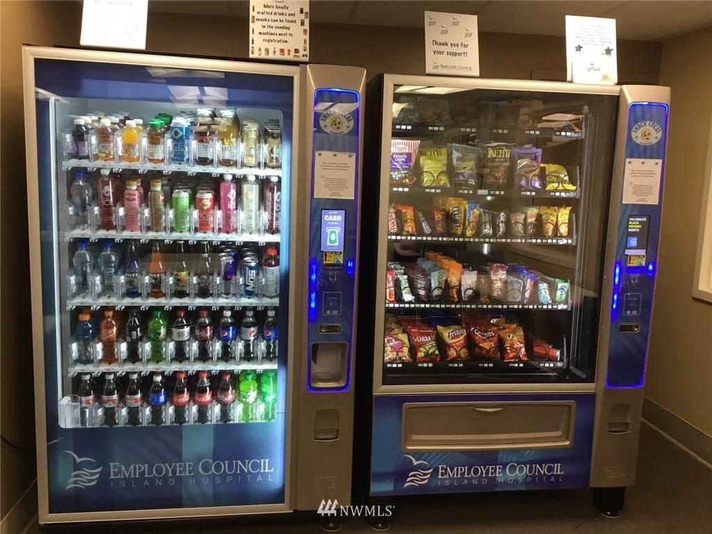 0 Snack Local Vending - Photo 1