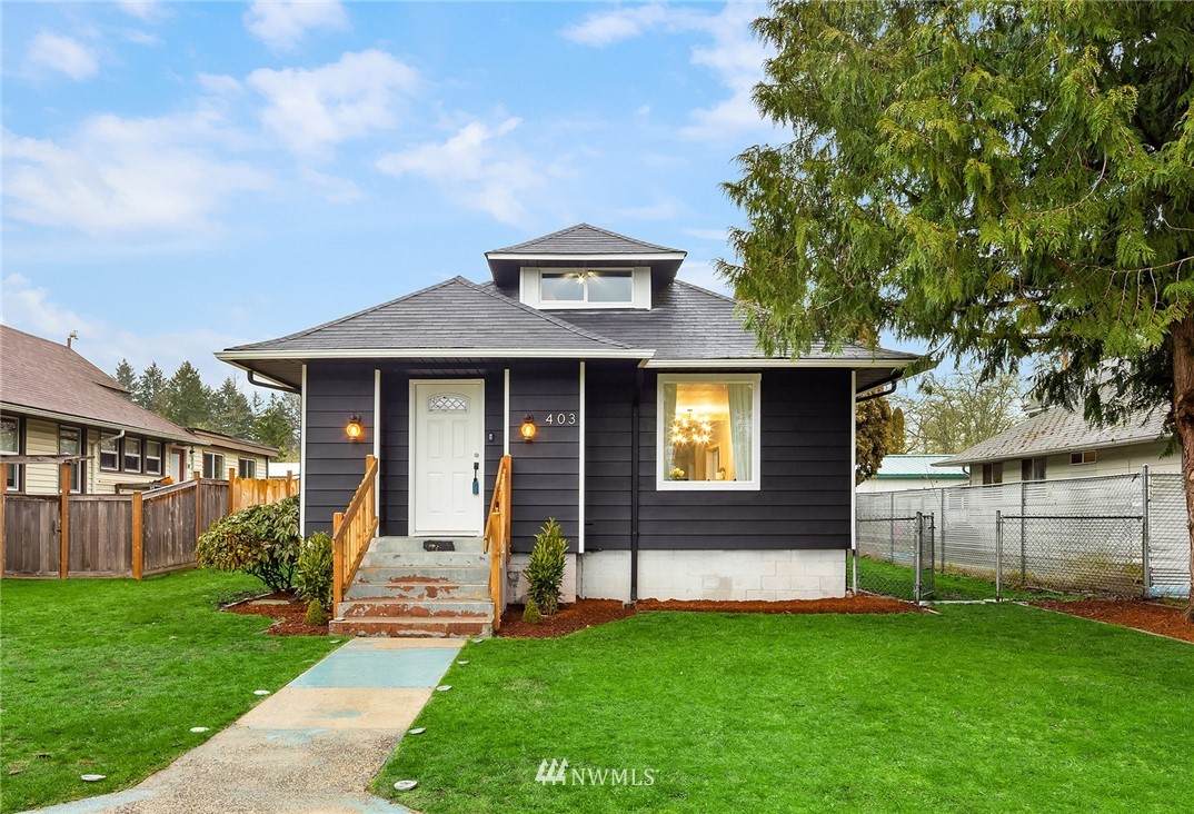 403 Louviers Avenue - Photo 1