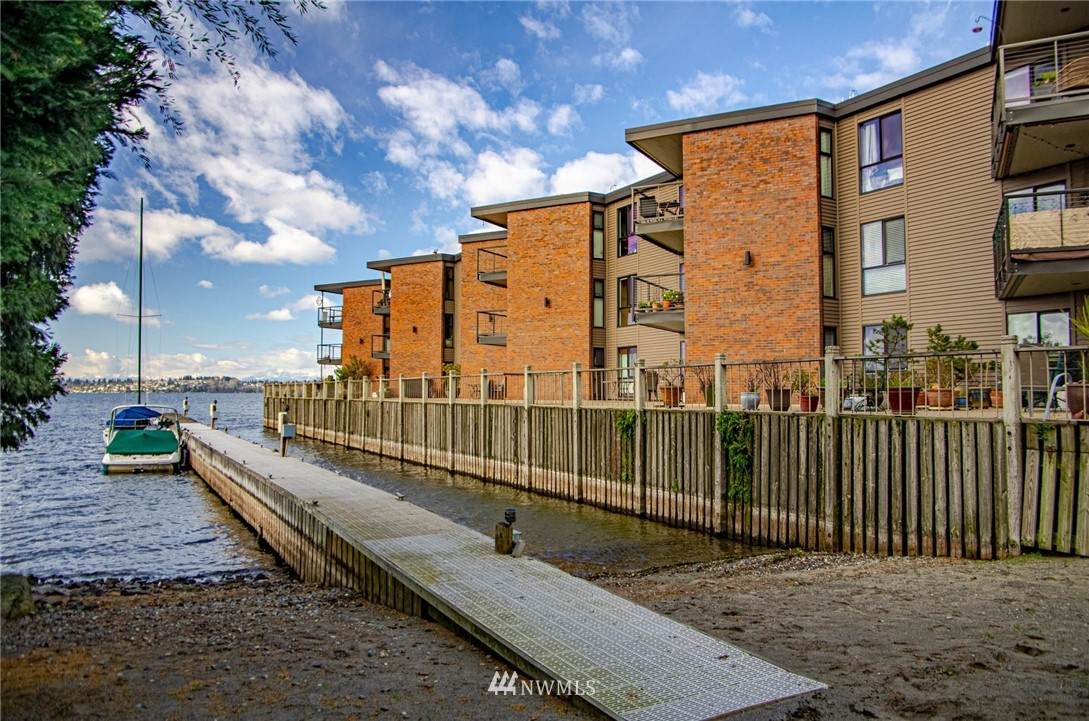 5535 Lake Washington Boulevard - Photo 1