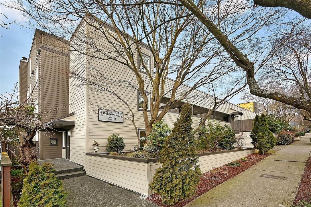 2219 14th Avenue - Photo 1