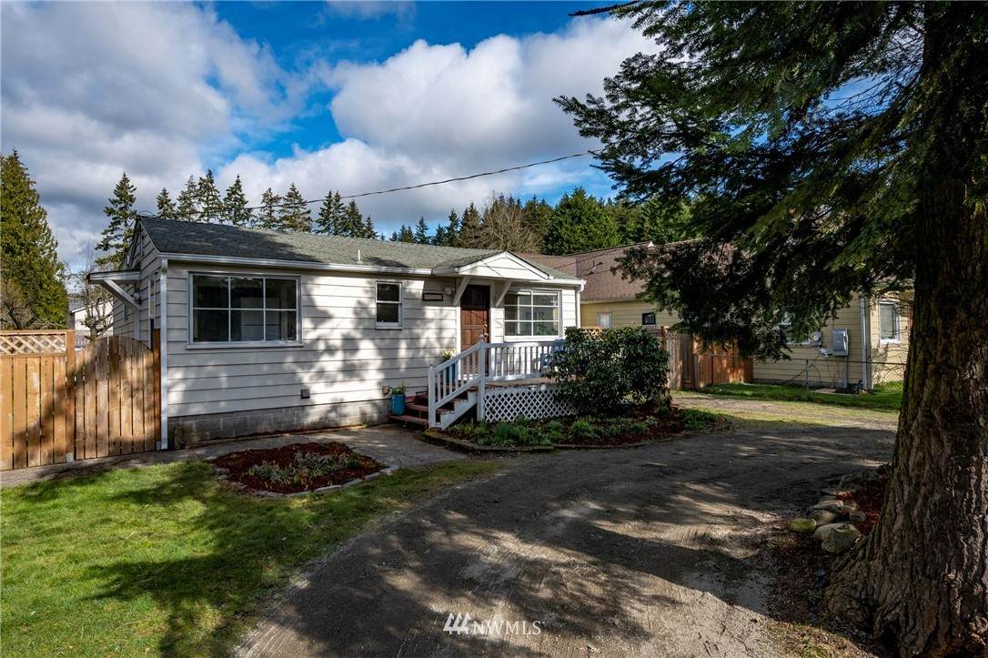 1732 148th Street - Photo 1