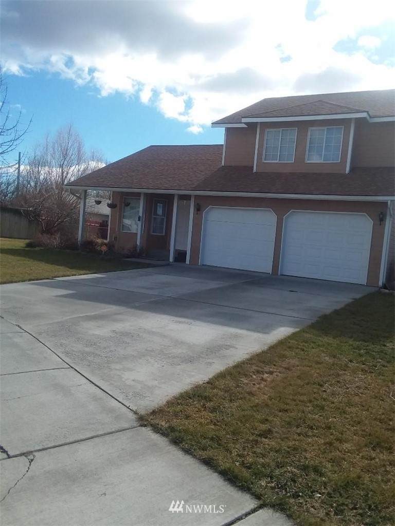 1359 Sandpiper Circle - Photo 1