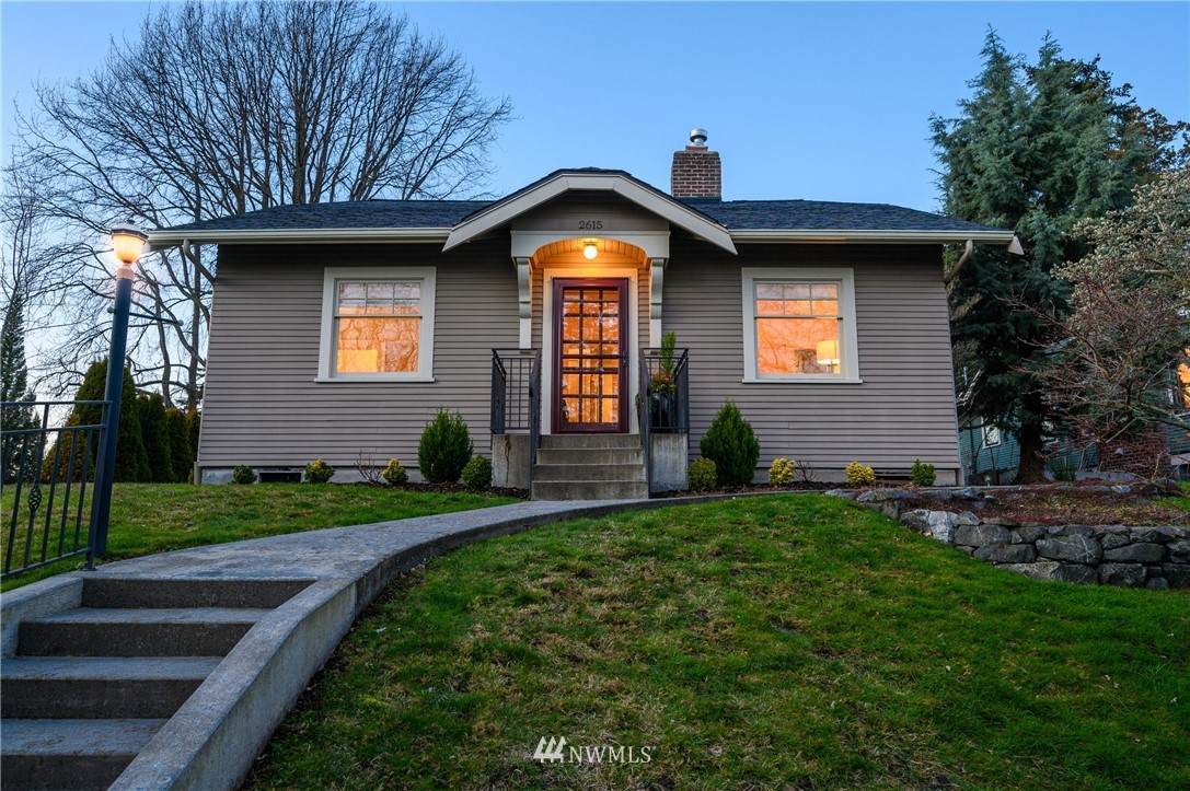 2615 Park Drive - Photo 1