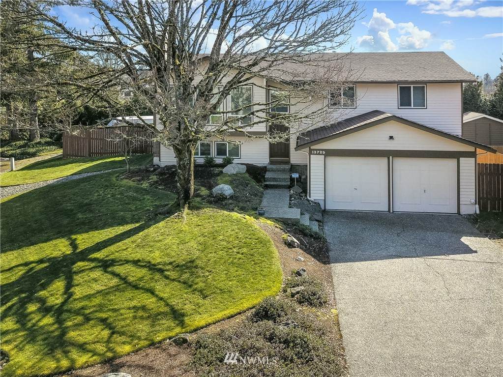 13725 233rd Street - Photo 1