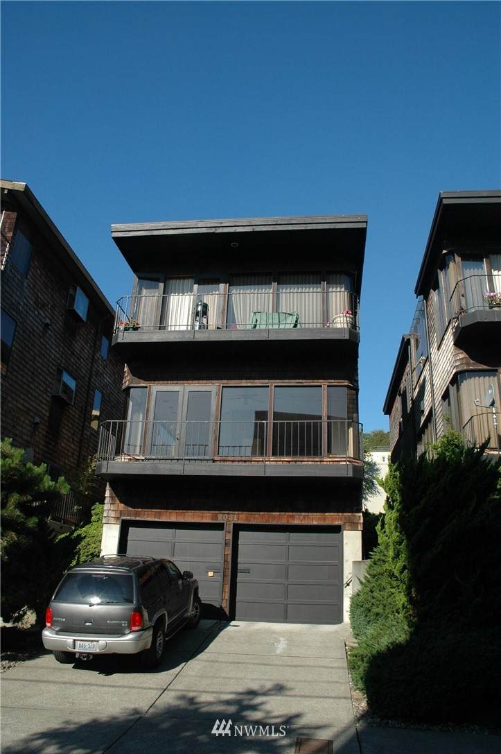 2031 Waverly Place - Photo 1