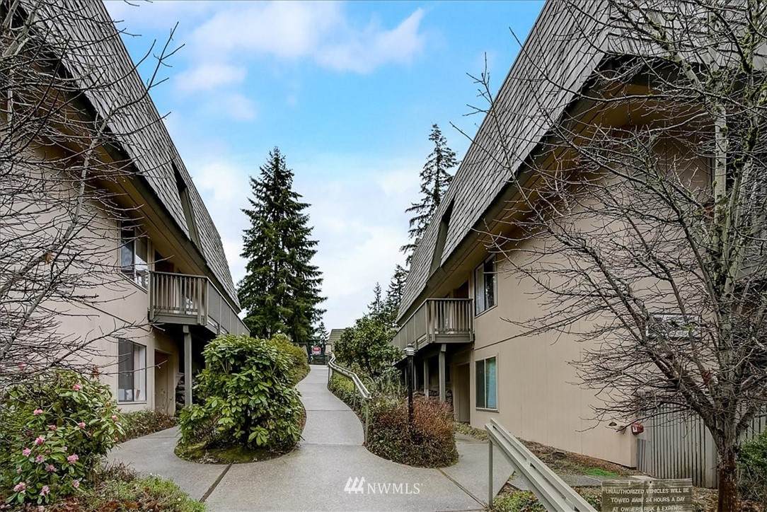 1400 153rd Avenue - Photo 1