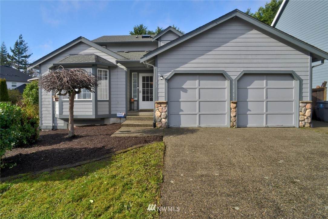 867 Bremerton Avenue - Photo 1