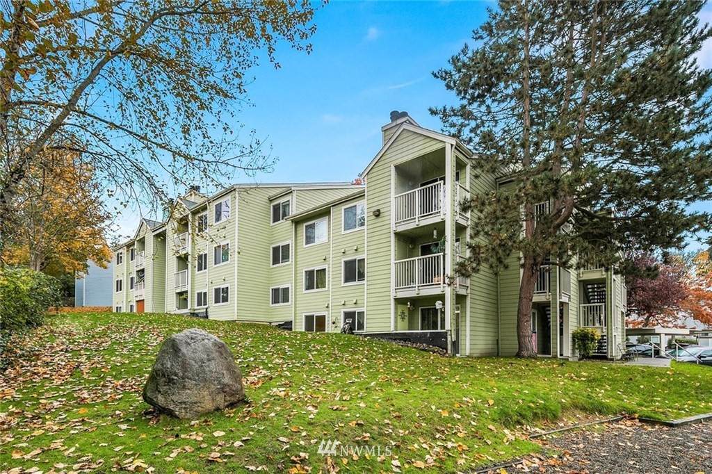 975 Aberdeen Avenue - Photo 1