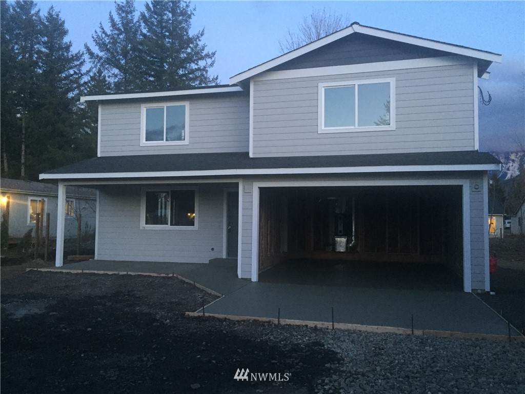 128 2nd Street - Photo 1